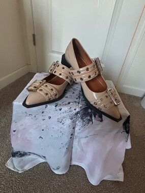 Pointed Mary Jane Flats with Stud and Buckle in Nude